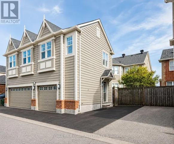 COACH HOUSE - 5 CHIPPENHAM LANE, Markham (Cornell), Ontario L6B1L6