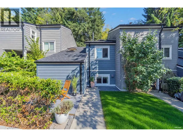 2624 TRETHEWAY DRIVE, Burnaby, British Columbia V5B4R8