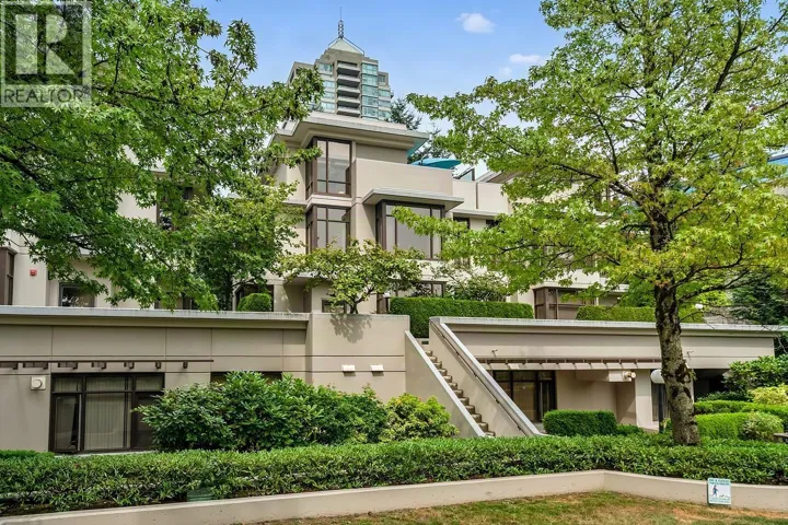 TH5 2088 MADISON AVENUE, Burnaby, British Columbia V5C6T5