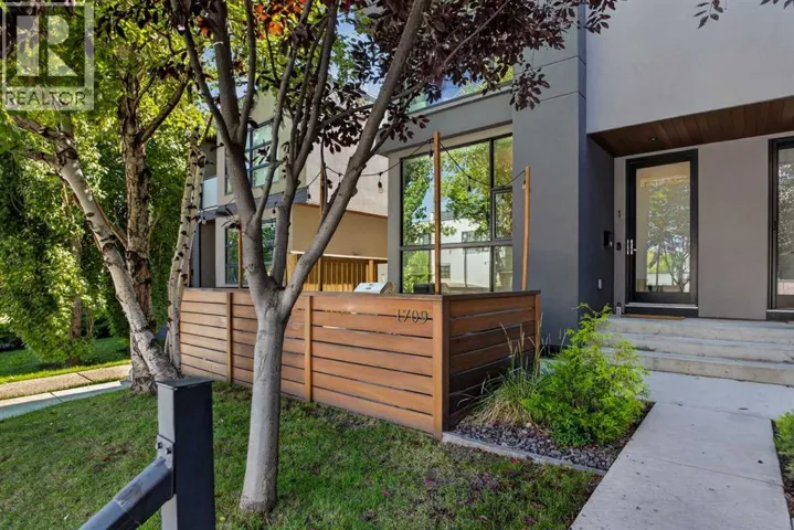 1, 1709 36 Avenue SW, Calgary, Alberta T2T2G4