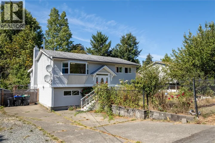 259 Denman St, Comox, British Columbia V9M3B5