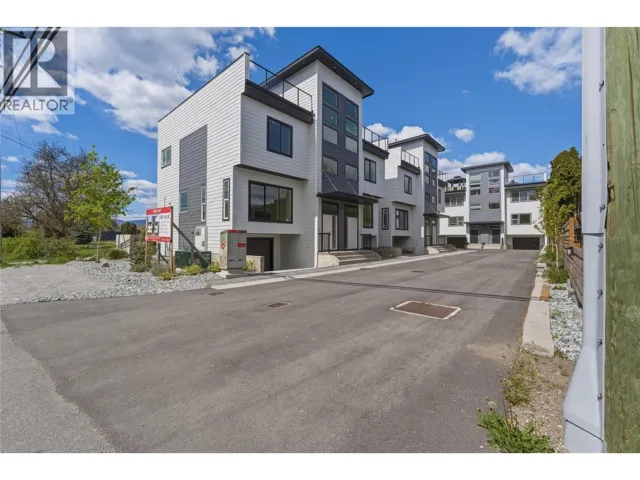 5661 Okanagan Landing Road Unit# 3, Vernon, British Columbia V1T7A6