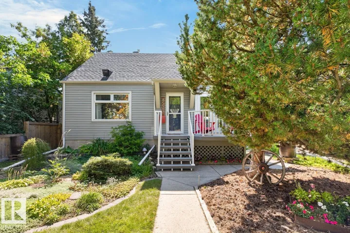 8523 84 AV NW, Edmonton, Alberta T6C1C8