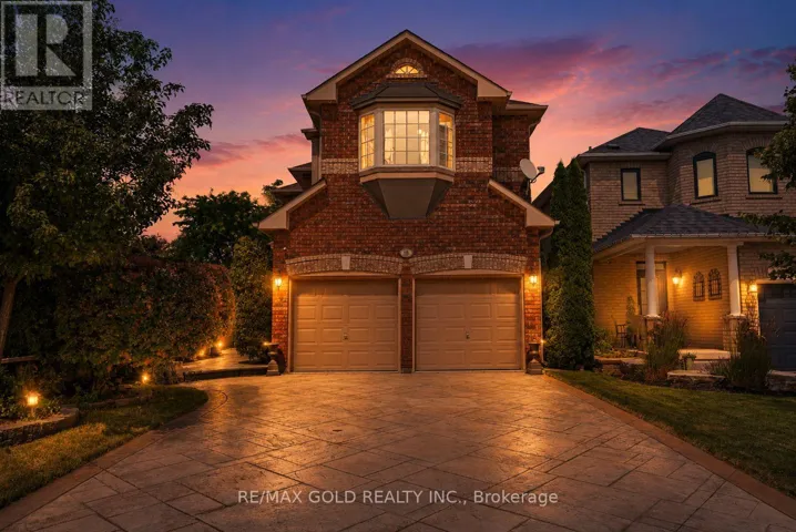 18 SUNDRIDGE STREET, Brampton (Snelgrove), Ontario L7A1L3