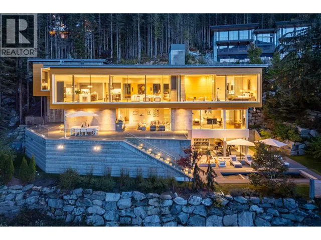 2980 TRAIL'S END LANE, Whistler, British Columbia V8E0L6