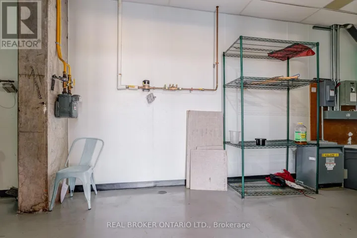 3 - 5220 DUNDAS STREET, Burlington (Orchard), Ontario L7L0J4