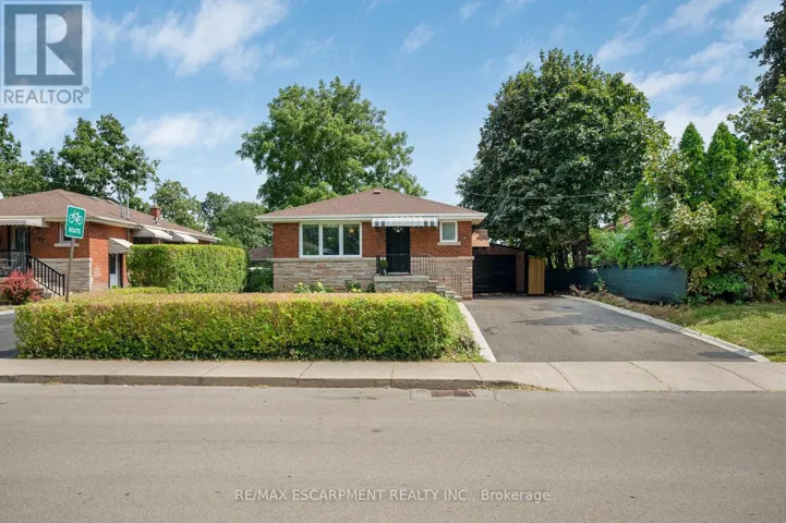 201 TERRACE DRIVE, Hamilton (Balfour), Ontario L9A2Z2