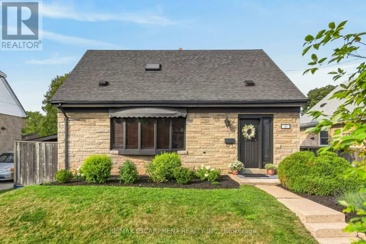 151 HIXON ROAD, Hamilton (Rosedale), Ontario L8K2C3