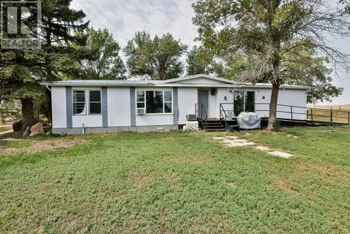 327 Centre Street, Lomond, Alberta T0L0G0