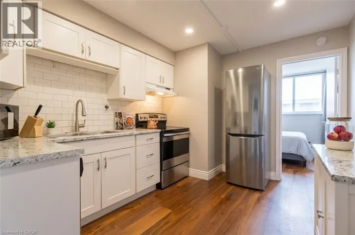 24 MIDLAND Drive Unit# 503B, Kitchener, Ontario N2A2A8
