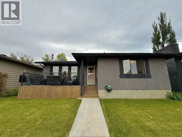 711 10 Avenue SE, High River, Alberta T1V1K3