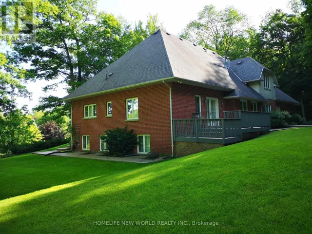 36 COUNTRY HEIGHTS DRIVE, Richmond Hill, Ontario L4E3M8