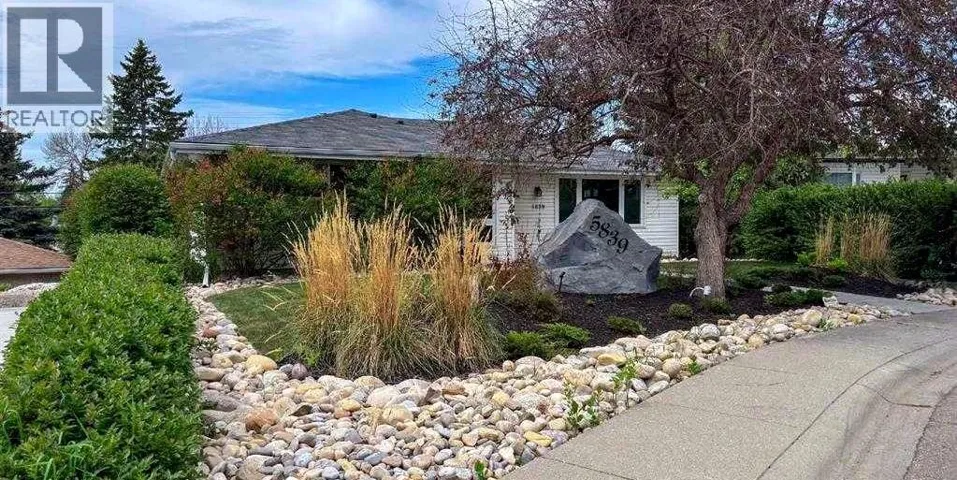 5839 Dalkeith Hill, Calgary, Alberta T3A1G5