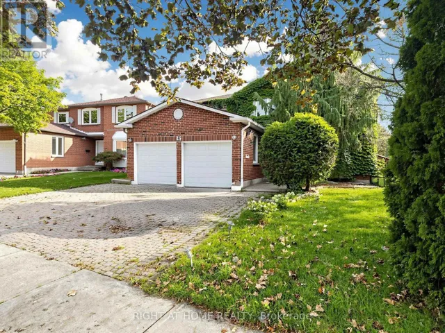 43 TOPHAM CRESCENT, Richmond Hill (Westbrook), Ontario L4C9H1