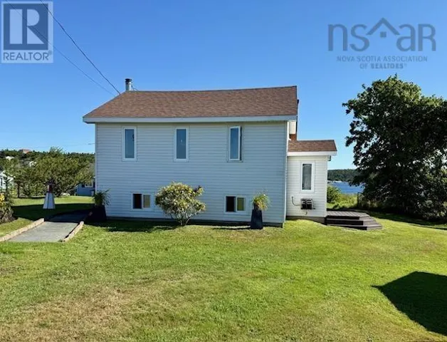17 Demers Road, Terence Bay, Nova Scotia B3T1Y2