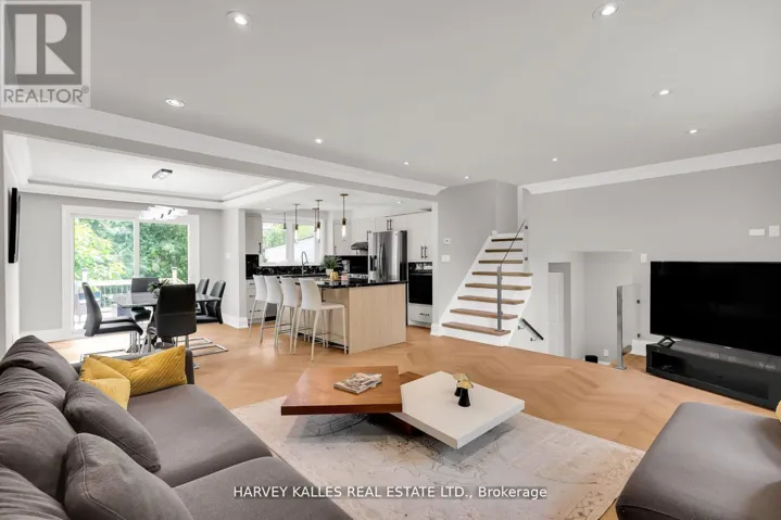16 WEDGEPORT PLACE, Toronto (Willowdale East), Ontario M2N4B4