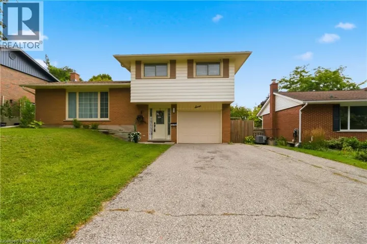 7 CRESTWOOD Drive Unit# 1, Cambridge, Ontario N1S3N8
