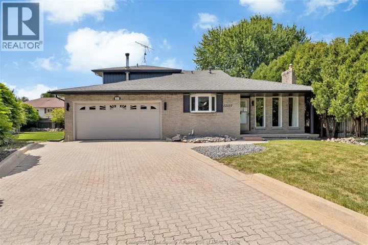 12117 VALENTE COURT, Tecumseh, Ontario N8N3B9