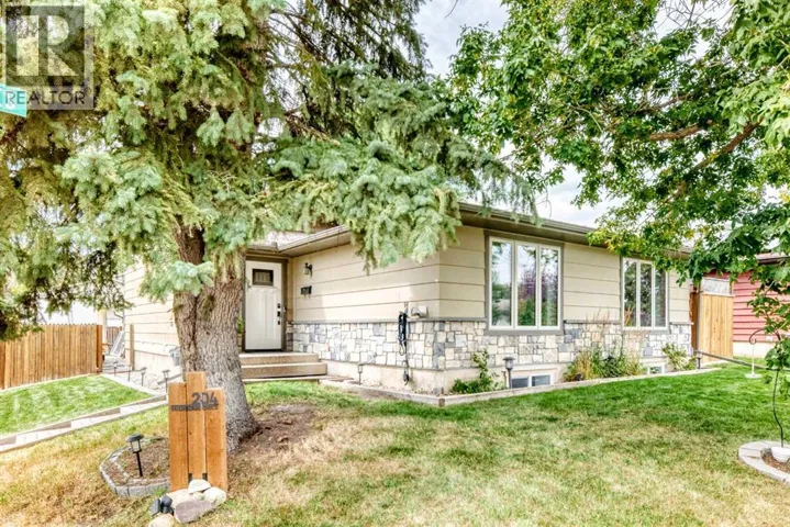 204 Midridge Crescent SE, Calgary, Alberta T2X1C6