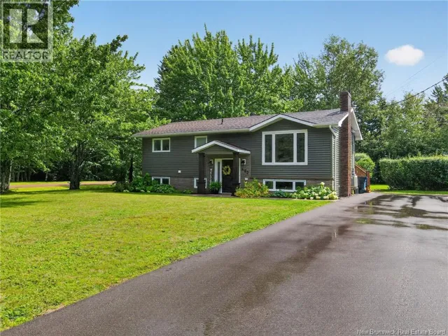 453 Acadie, Shediac, New Brunswick E4P1C4