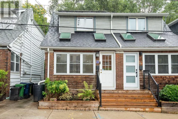 703 CRAVEN ROAD, Toronto (Greenwood-Coxwell), Ontario M4L2Z7