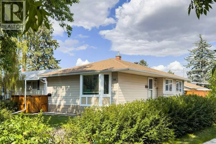44 Lynndale Road SE, Calgary, Alberta T2C0T2