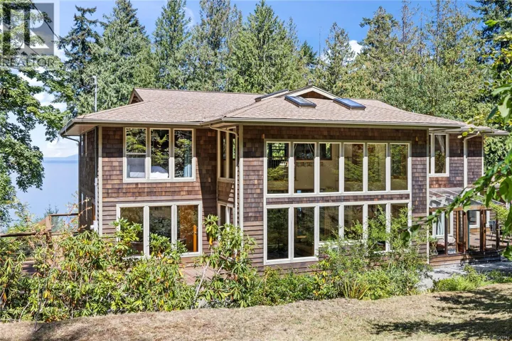 2185 Widgeon Rd, Qualicum Beach, British Columbia V9K1Y8