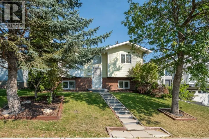 59 Macewan Park Road NW, Calgary, Alberta T3K3G1