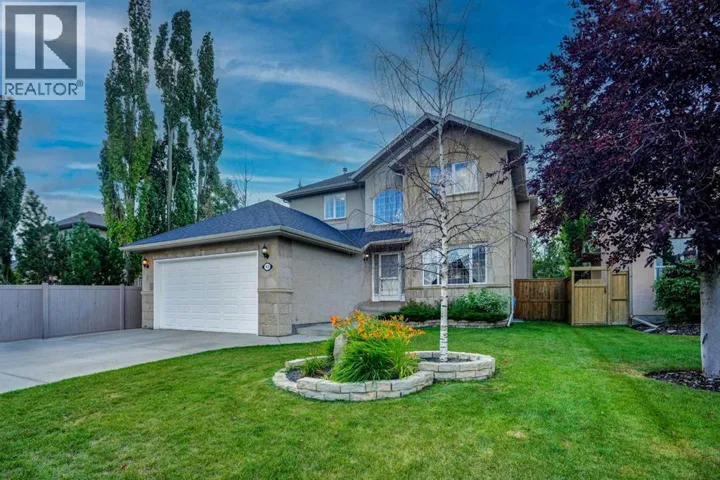 43 Strathlea Place SW, Calgary, Alberta T3H3S2