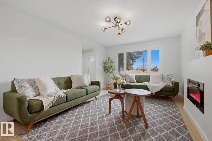 7D CALLINGWOOD CO NW, Edmonton, Alberta T5T0H5