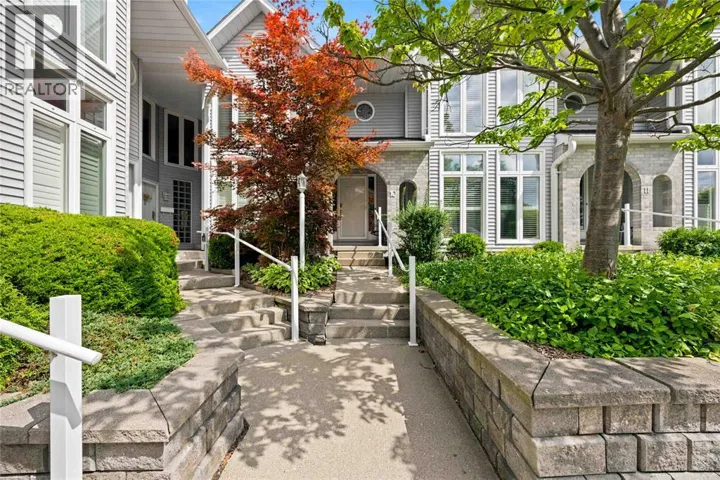 1730 MURPHY ROAD Unit# 10, Sarnia, Ontario N7S5G8