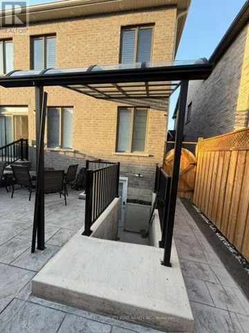 BSMT - 4 STELLARTON CRESCENT, Brampton (Northwest Brampton), Ontario L7A5A6