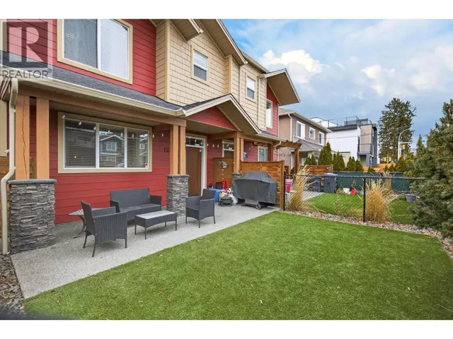 1934 Ethel Street, Kelowna, British Columbia V1Y2Z5