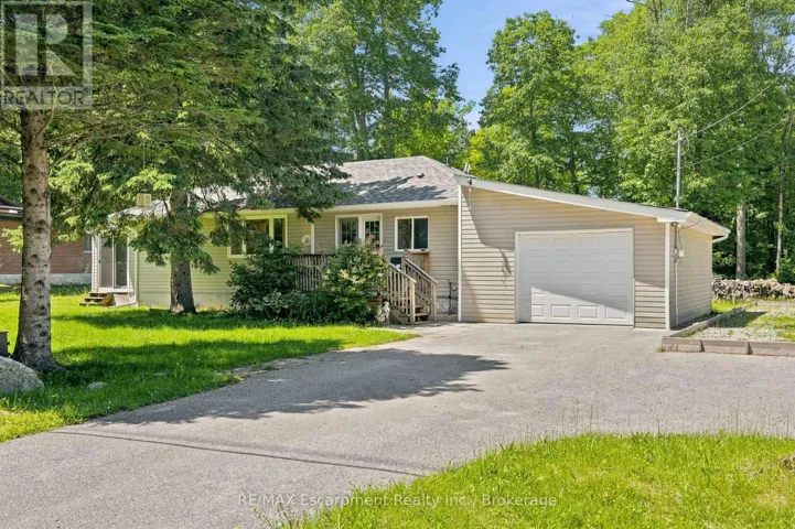 16 HIAWATHA ROAD, Tiny, Ontario L9M0B1