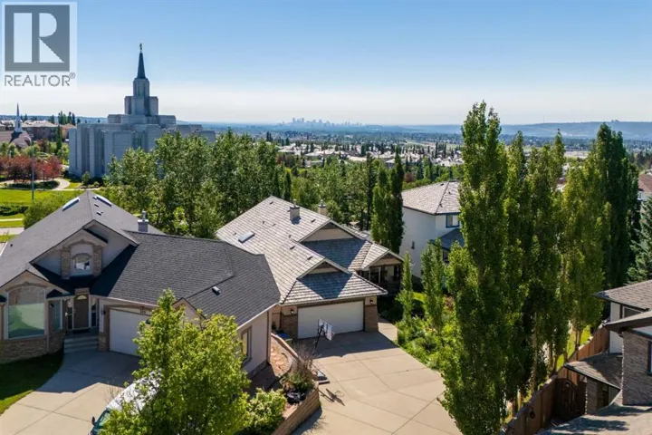 315 Rocky Ridge Bay NW, Calgary, Alberta T3G4H8