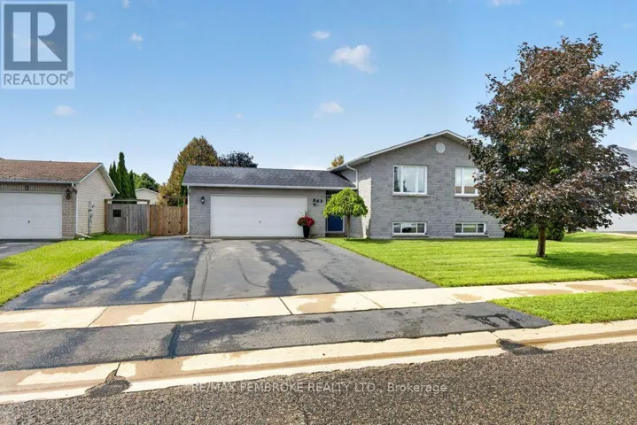 3 WINFIELD STREET, Petawawa, Ontario K8H0A1