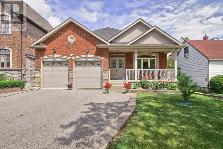 30 ELM GROVE AVENUE, Richmond Hill (Oak Ridges), Ontario L4E2T1