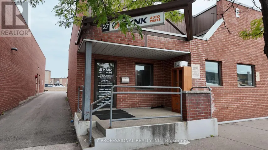 27 - 175 TORYORK DRIVE, Toronto (Humber Summit), Ontario M9L2Y7