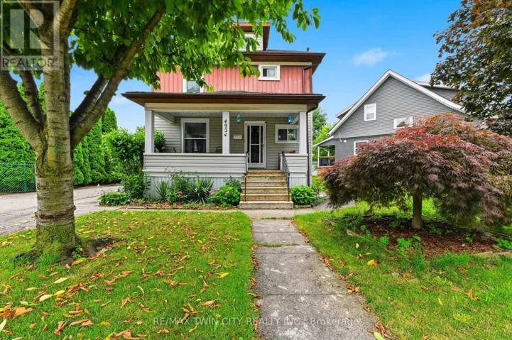 4924 HUNTER STREET, Niagara Falls (Clifton Hill), Ontario L2G3M6
