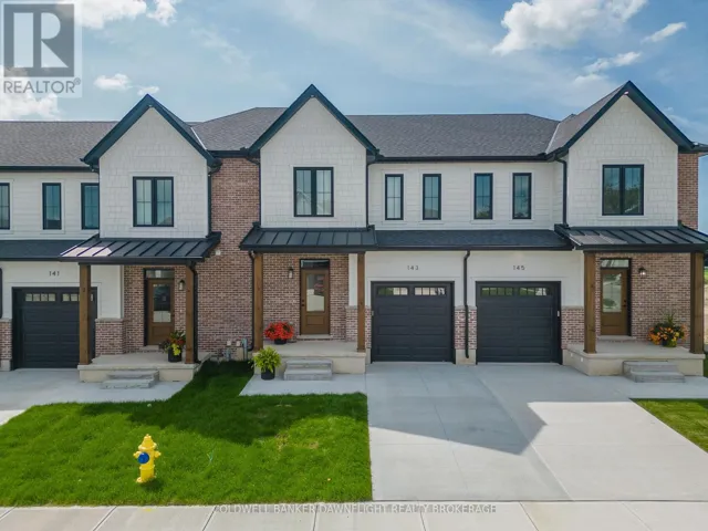 11 - 147 SCOTTS DRIVE, Lucan Biddulph (Lucan), Ontario N0M2J0