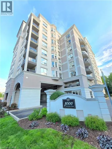 1000 CREEKSIDE Drive Unit# 102, Dundas, Ontario L9H7S6