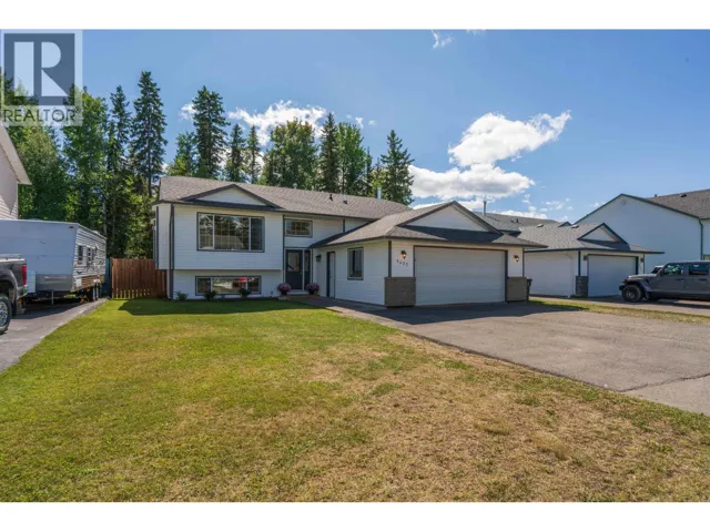 5423 WOODOAK CRESCENT, Prince George, British Columbia V2K5A6