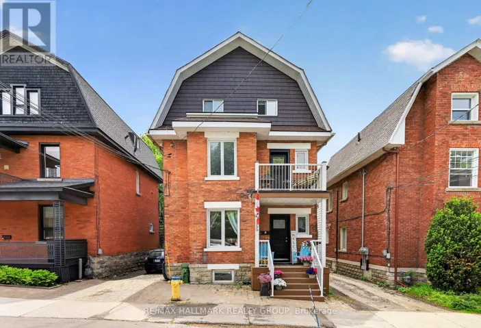 50 AYLMER AVENUE, Ottawa, Ontario K1S2X1