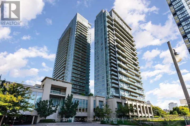 1931 - 165 LEGION ROAD N, Toronto (Mimico), Ontario M8Y0B3