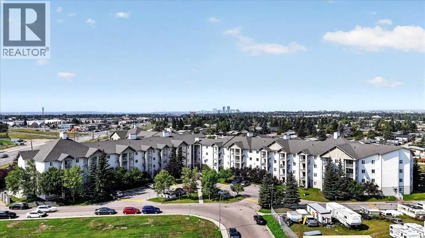 212, 1717 60 Street SE, Calgary, Alberta T2A7Y7