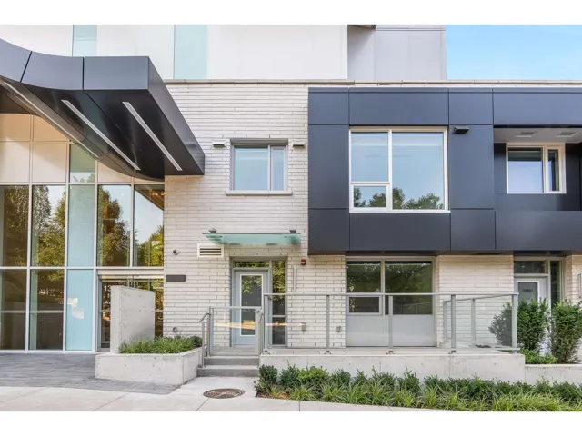 TH4 13778 100 AVENUE, Surrey, British Columbia V3T0V2
