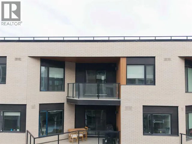 606, 8370 Broadcast Avenue SW, Calgary, Alberta T3H6L3