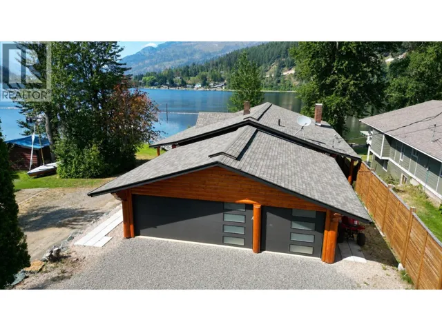 8758 Holding Road Unit# 1, Adams Lake, British Columbia V0E1M2