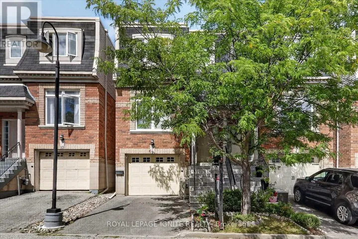 9 - 8032 KIPLING AVENUE, Vaughan (West Woodbridge), Ontario L4L2A1
