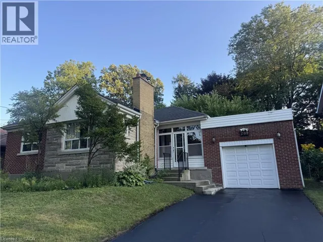 289 SANATORIUM Road, Hamilton, Ontario L9C1Z4